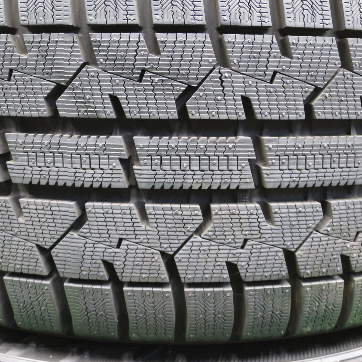 ほぼ未使用！24年！キレイ★86 BRZ 等 215/45R17 スタッドレス トーヨー オブザーブ ガリット GIZ ZACK JP-818 MONZA ザック 17インチ PCD100/5H★5121306NKス