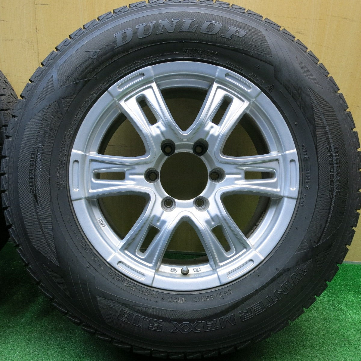 バリ溝！9.5分★スタッドレス 265/65R17 ダンロップ ウインターマックス SJ8 社外 アルミ 17インチ PCD139.7/6H★5112005HAス
