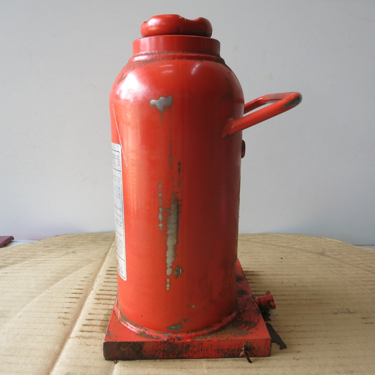 [送料無料] ◆マサダ 油圧 ジャッキ HP-15N 工具 15TON 15ton 15トン 15000kg 油圧式 オイル だるま ダルマ 車載 自動車 点検 整備⑪◆