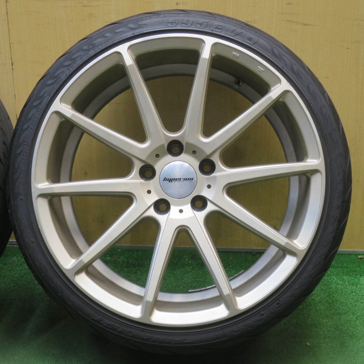 バリ溝！22年！9分◎Hyperion CVX 225/35R19 ファイナリスト 595EVO ハイペリオン 19インチ PCD114.3/5H◎6062401NJノ