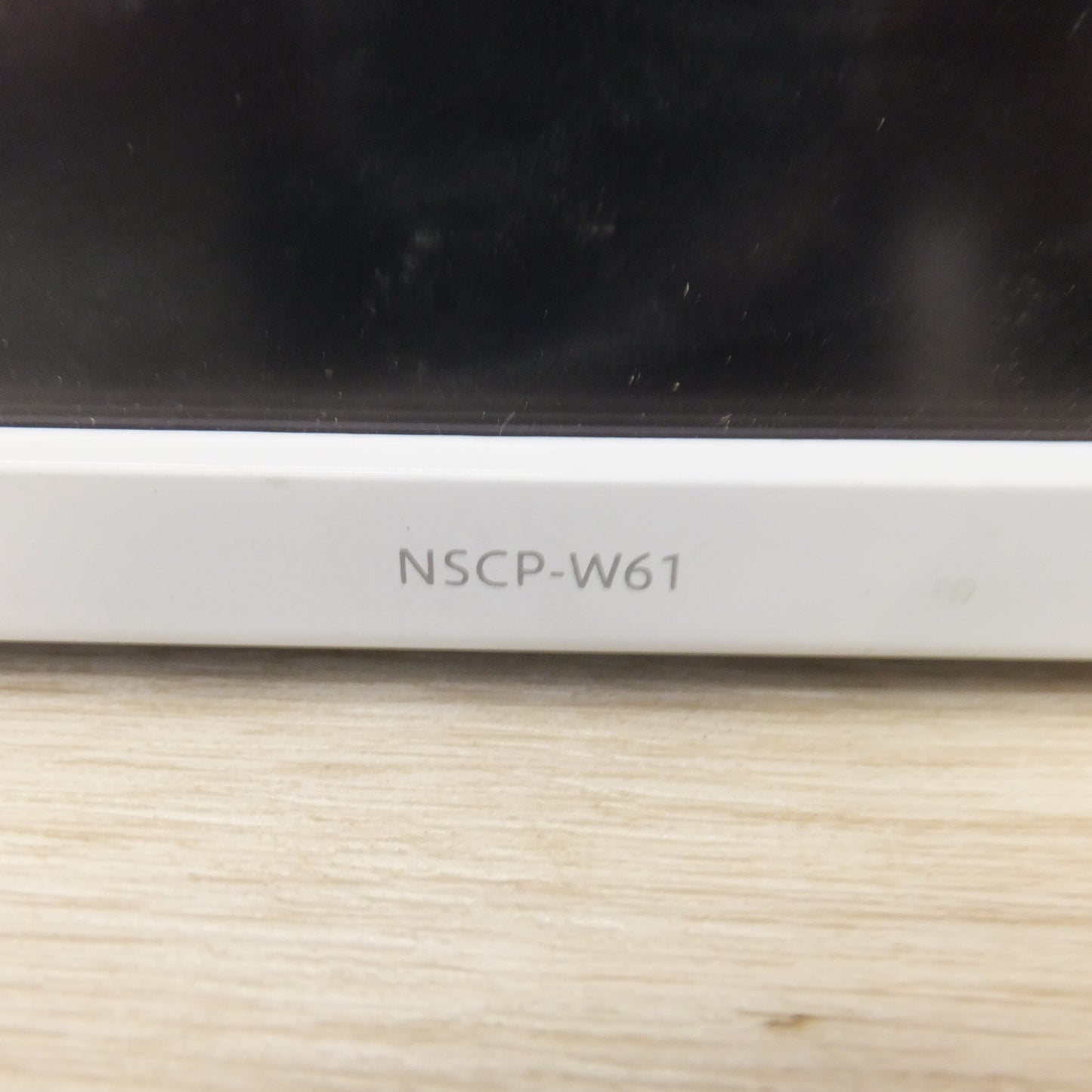 [送料無料] 現状品★パイオニア製 トヨタ 純正 メモリーナビ マルチAVステーション NSCP-W61 08545-00U60 セキュリティロック(23)★