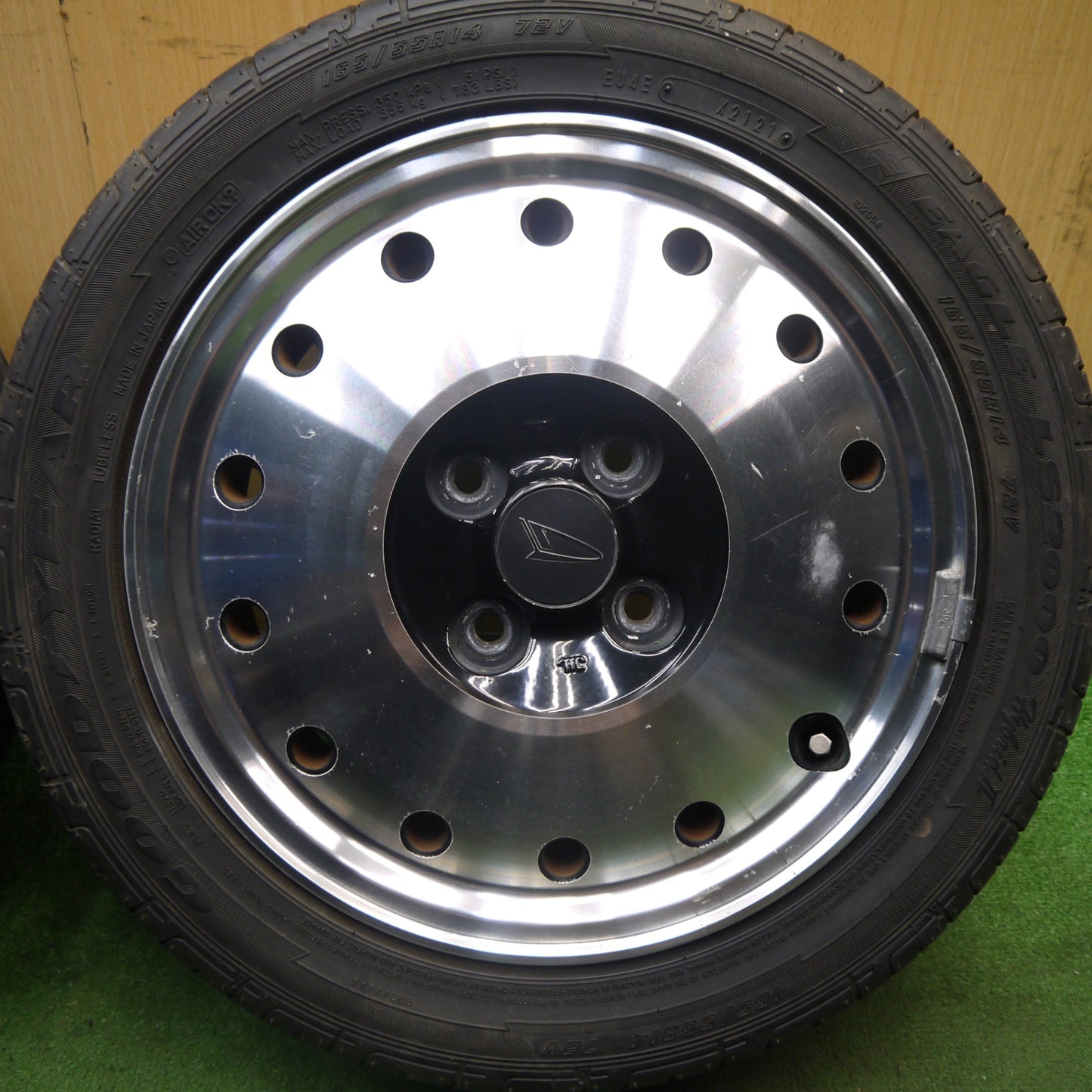 バリ溝！21年！9.5分★ダイハツ L750S ネイキッド 純正 165/55R14 グッドイヤー イーグル LS2000 hybrid2 14インチ PCD100/4H★5080103Hノ