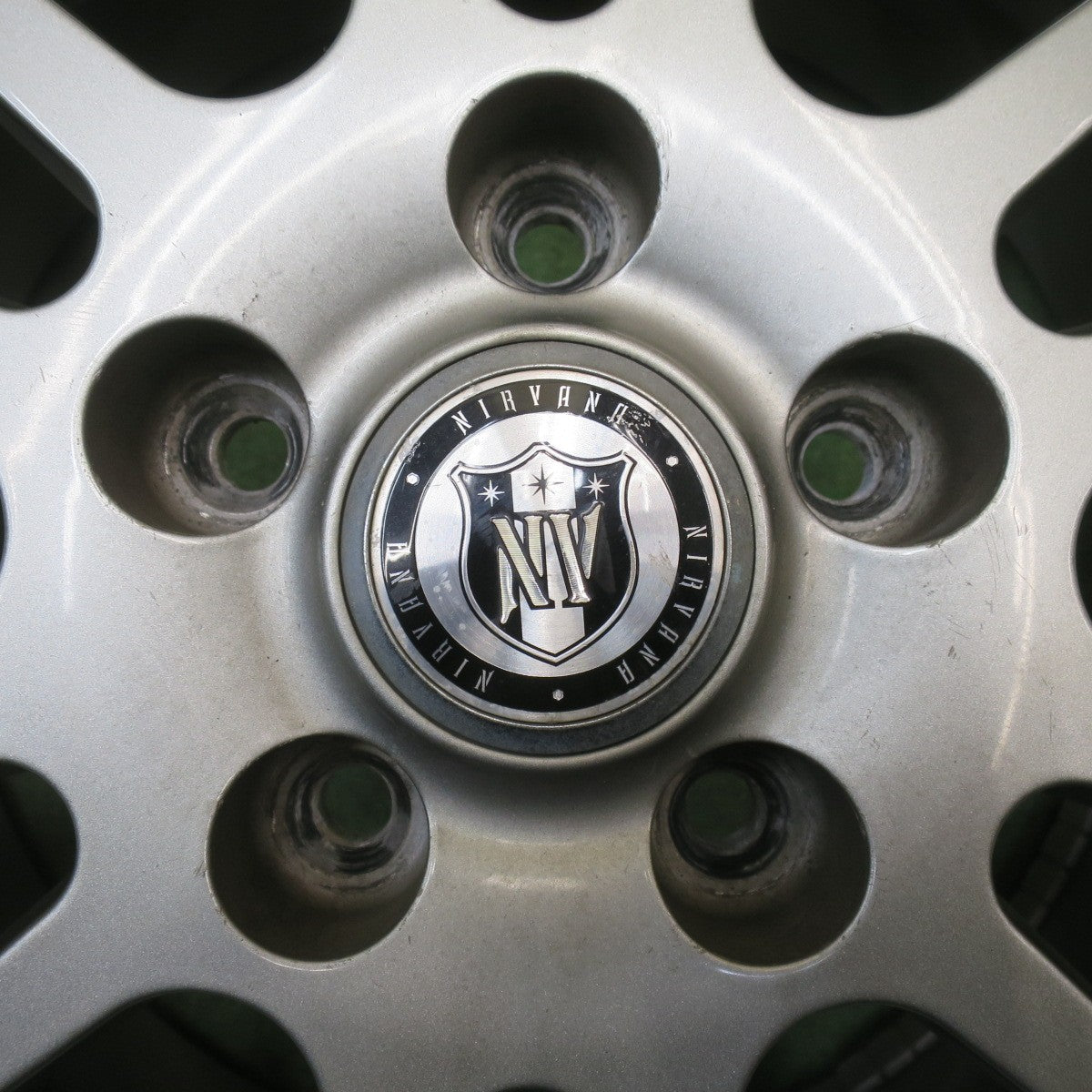 超バリ溝！25年！キレイ！9.5分以上★スタッドレス 185/65R15 オートバックス ノーストレック N5 NIRVANA NV ニルバーナ ニルヴァーナ 15インチ PCD114.3/5H★6051301NJス