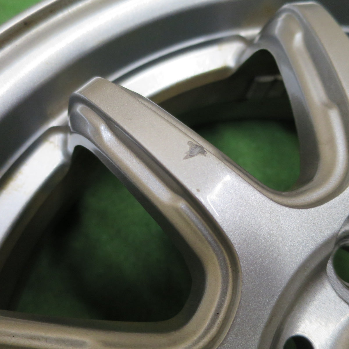 4本価格★BW Sports BWスポーツ 14インチ ホイール 14×4.5J PCD100/4H★6033101NGホ