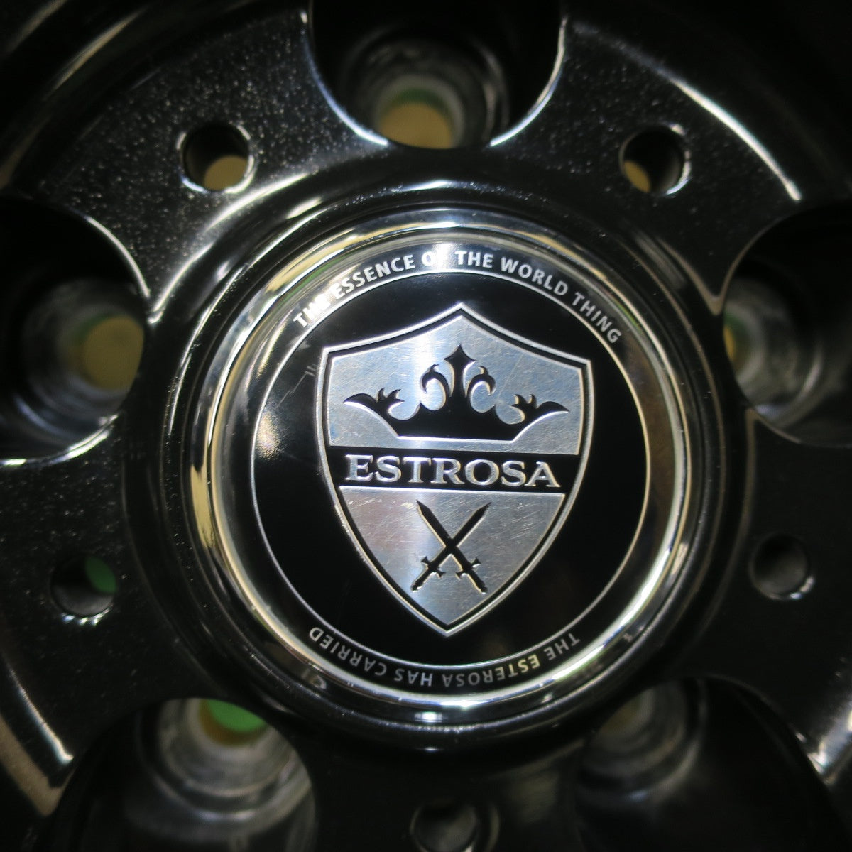 バリ溝！21年！キレイ！9分★スタッドレス 225/65R17 ブリヂストン ブリザック DM-V3 ESTROSA エステローザ 17インチ PCD114.3/5H★5100911イス