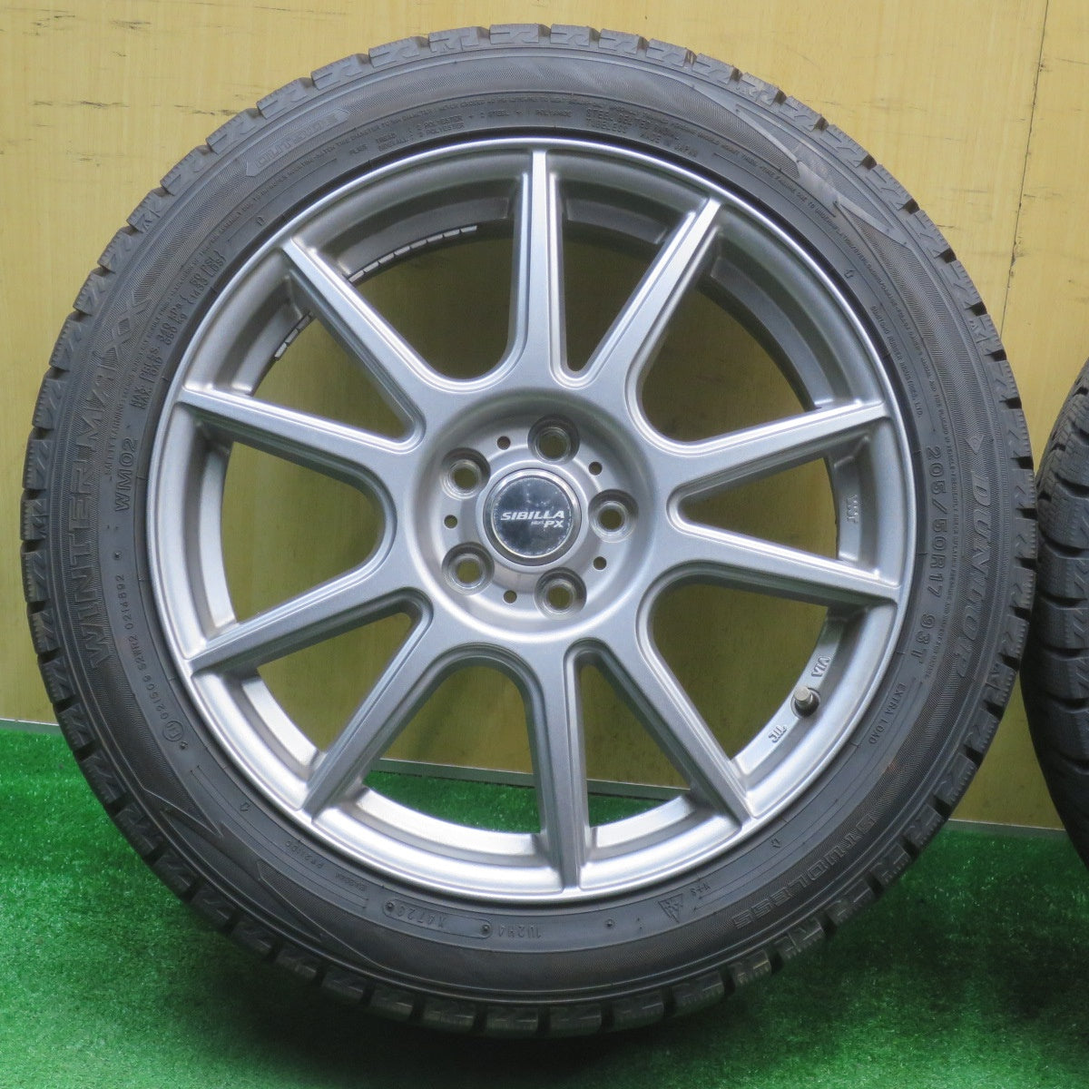 バリ溝！23年！キレイ！9.5分★インプレッサ 等 205/50R17 スタッドレス ダンロップ ウインターマックス WM02 SIBILLA NEXT PX シビラ ネクスト 17インチ PCD100/5H★5111109NJス