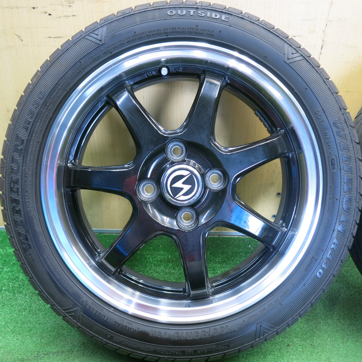 キレイ！24年★165/55R15 ウィンラン R330 S-HOLD 社外 アルミ 15インチ 軽サイズ N-BOX タント 等 PCD100/4H★6060406HAノ