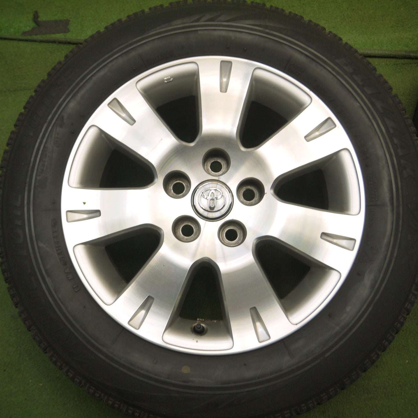 *送料無料* 4本価格★トヨタ 10系 アルファード 純正 205/65R16 スタッドレス ブリヂストン ブリザック VRX 16インチ PCD114.3/5H★4060701Hス