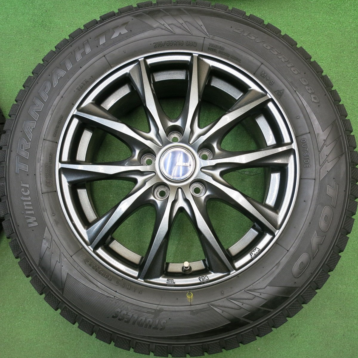 バリ溝！23年！キレイ！9.5分★スタッドレス 215/65R16 トーヨー ウインター トランパス TX D.O.S. DOS 社外 アルミ 16インチ PCD114.3/5H★6020514HAス