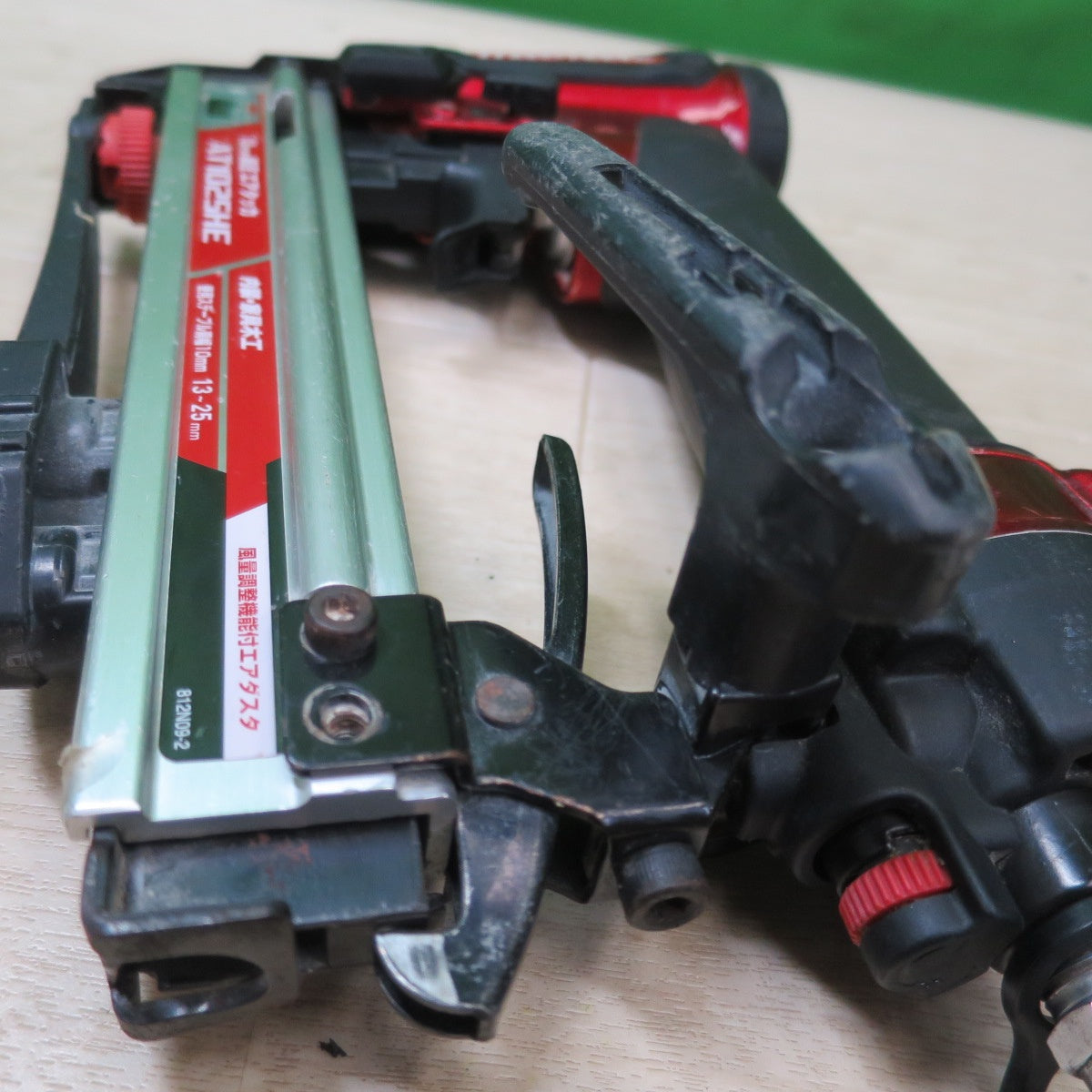 ☆マキタ 10mm 高圧 エア タッカー AT1025HE エアー ツール 工具 makita 現状品☆