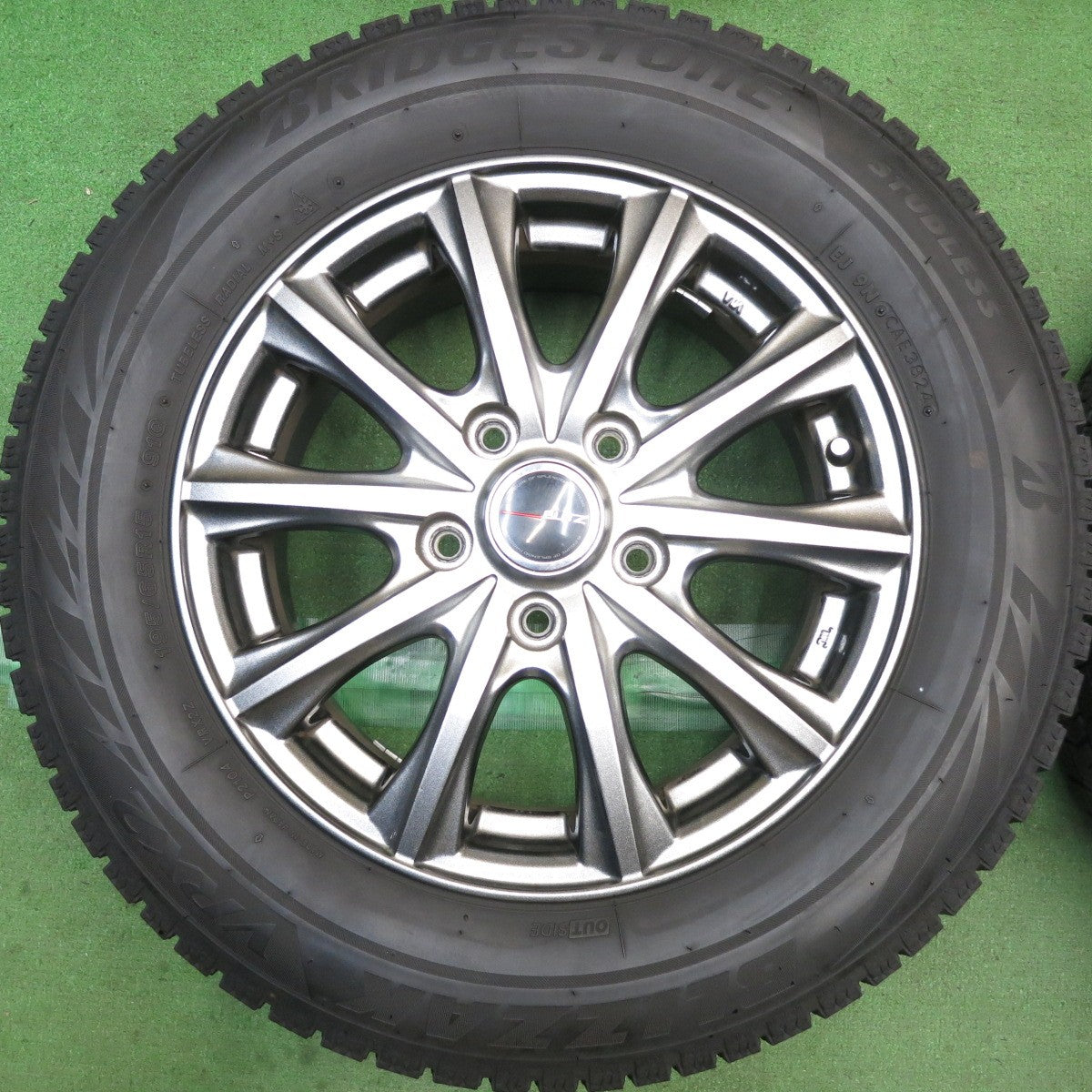 バリ溝！24年！キレイ！9分◎スタッドレス 195/65R15 ブリヂストン ブリザック VRX2 LUTZ 社外 アルミ 15インチ PCD114.3/5H◎6092705HAス