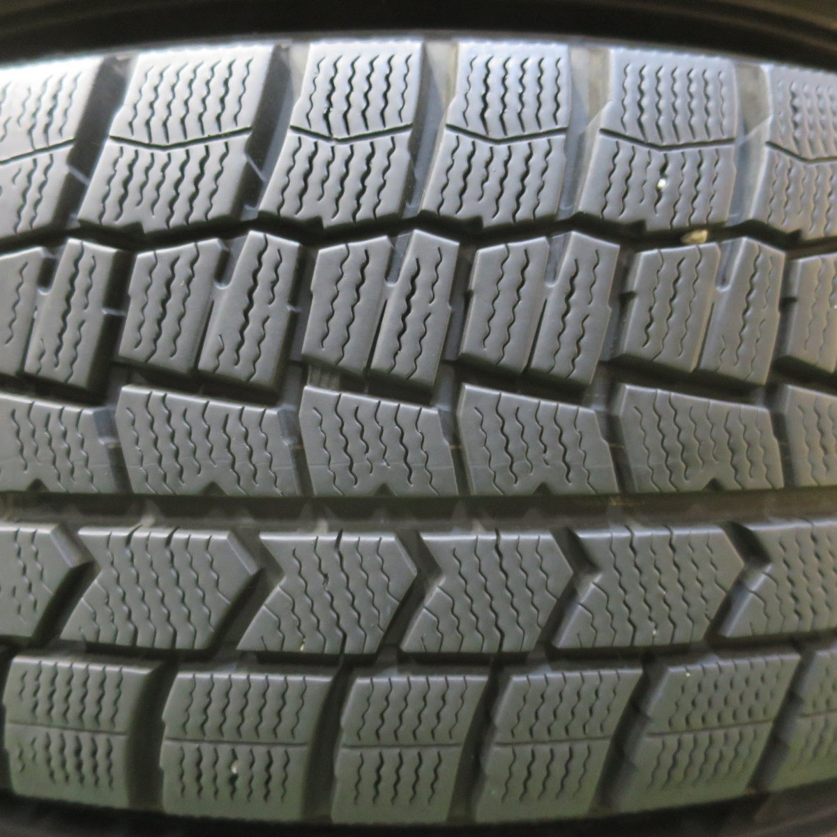 バリ溝！キレイ！9分★スタッドレス 195/65R15 ダンロップ ウインターマックス WM02 WAREN ヴァーレン 15インチ PCD114.3/5H★6020502イス