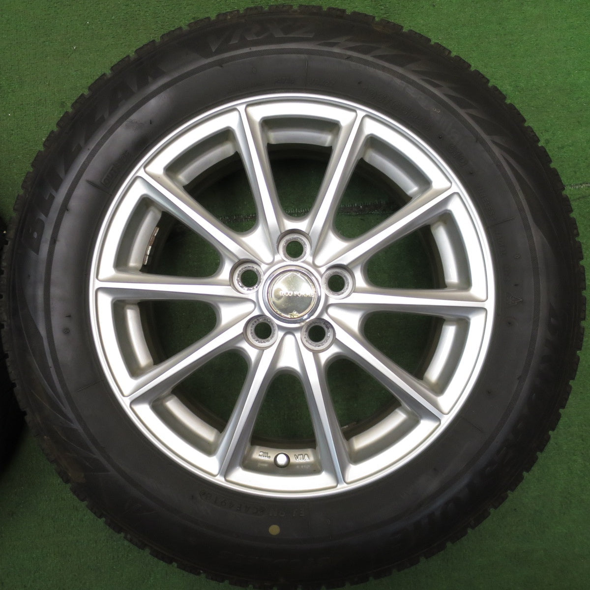 キレイ★プリウス 等 195/65R15 スタッドレス ブリヂストン ブリザック VRX2 ECO FORME エコフォルム 15インチ PCD100/5H★5062108NJス