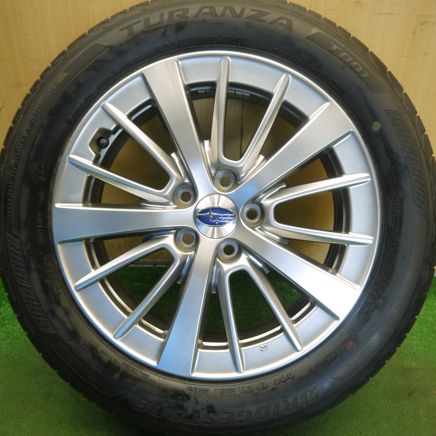 ほぼ未使用！キレイ！1本◎スバル インプレッサ スポーツ 純正 205/55R16 ブリヂストン トランザ T001 16インチ PCD100/5H◎6073105Hノ