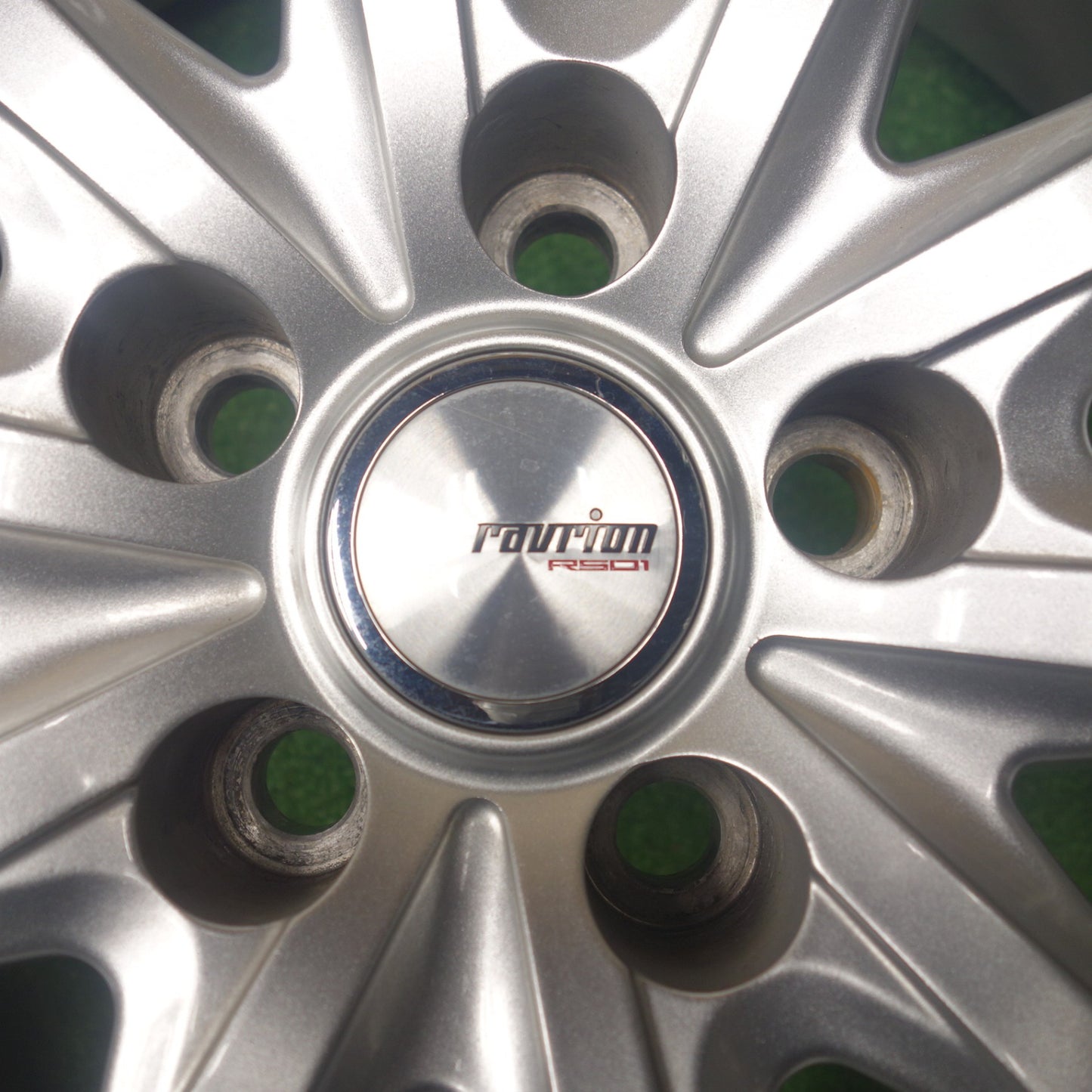バリ溝！22年！キレイ！9分★スタッドレス 225/60R17 グッドイヤー アイスナビ8 ravrion RS01 ラブリオン 17インチ PCD114.3/5H★6021501KTス