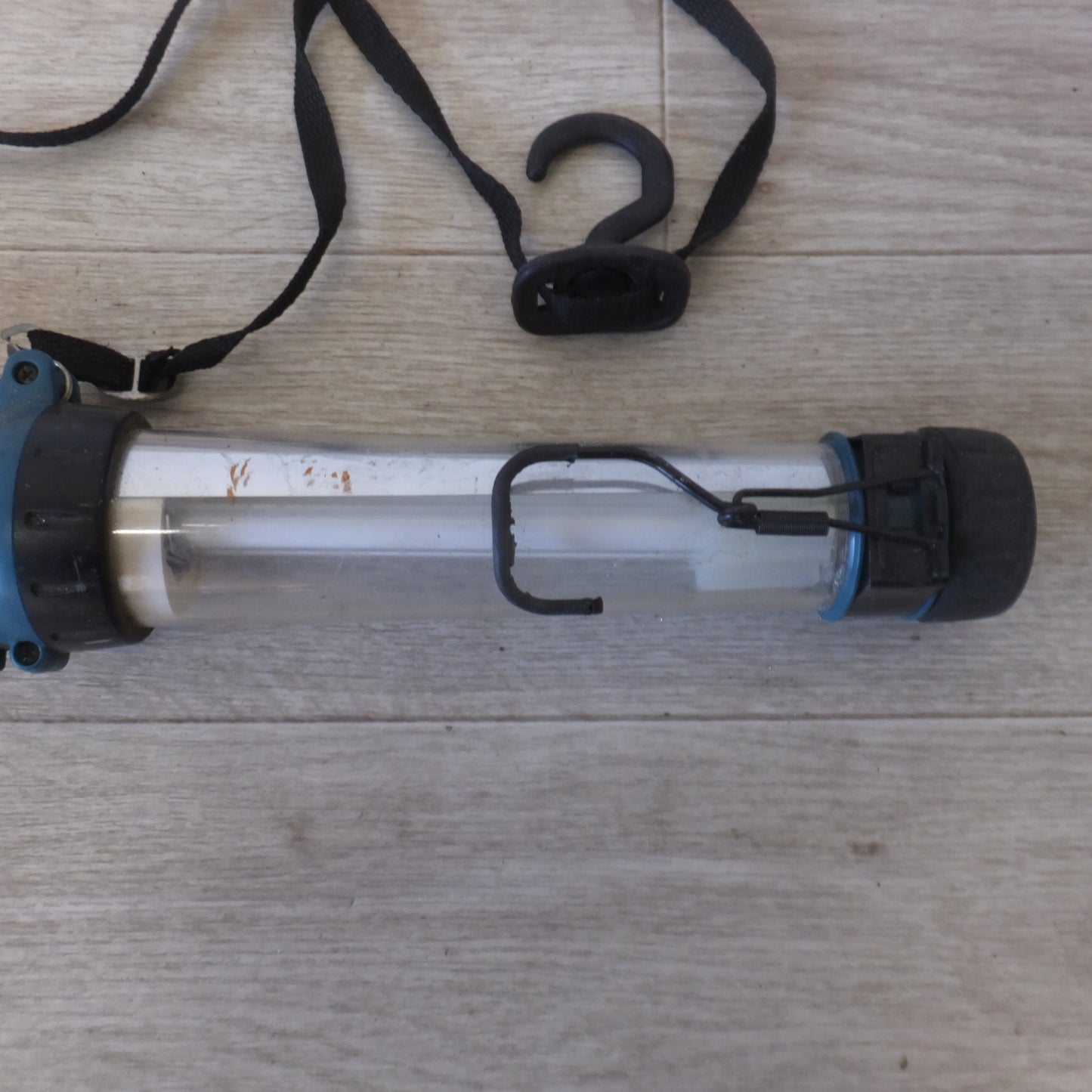 [送料無料] 現状品★マキタ makita 充電式蛍光灯 ML184　DC18V DC14.4V　本体のみ★