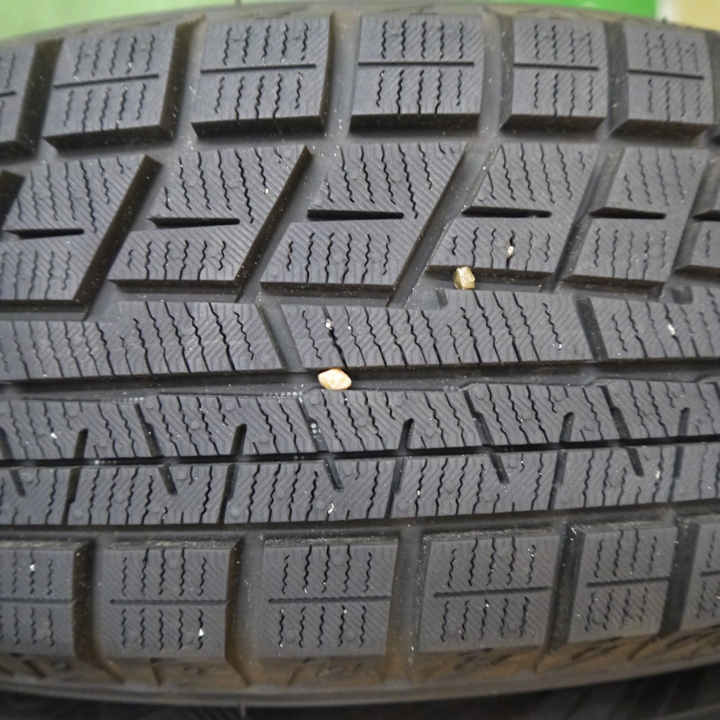 バリ溝！23年！ほぼ10分★スタッドレス 165/70R14 ヨコハマ アイスガード iG60 ravrion selzer ラブリオン 14インチ PCD100/4H★5041101Hス
