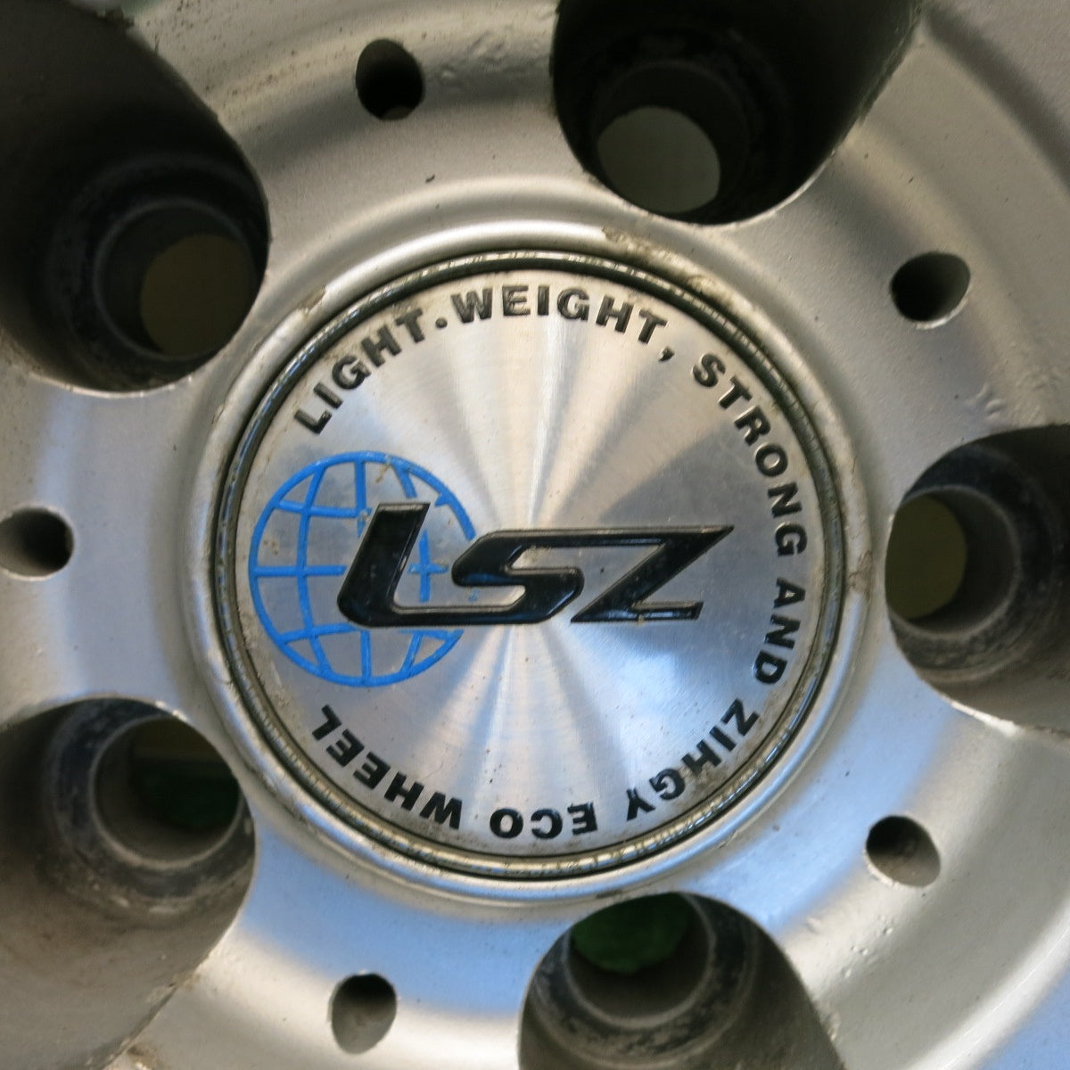 バリ溝！9分★スタッドレス 215/65R16 ヨコハマ アイスガード iG60 LSZ 社外 アルミ 16インチ PCD114.3/5H★6051710HAス