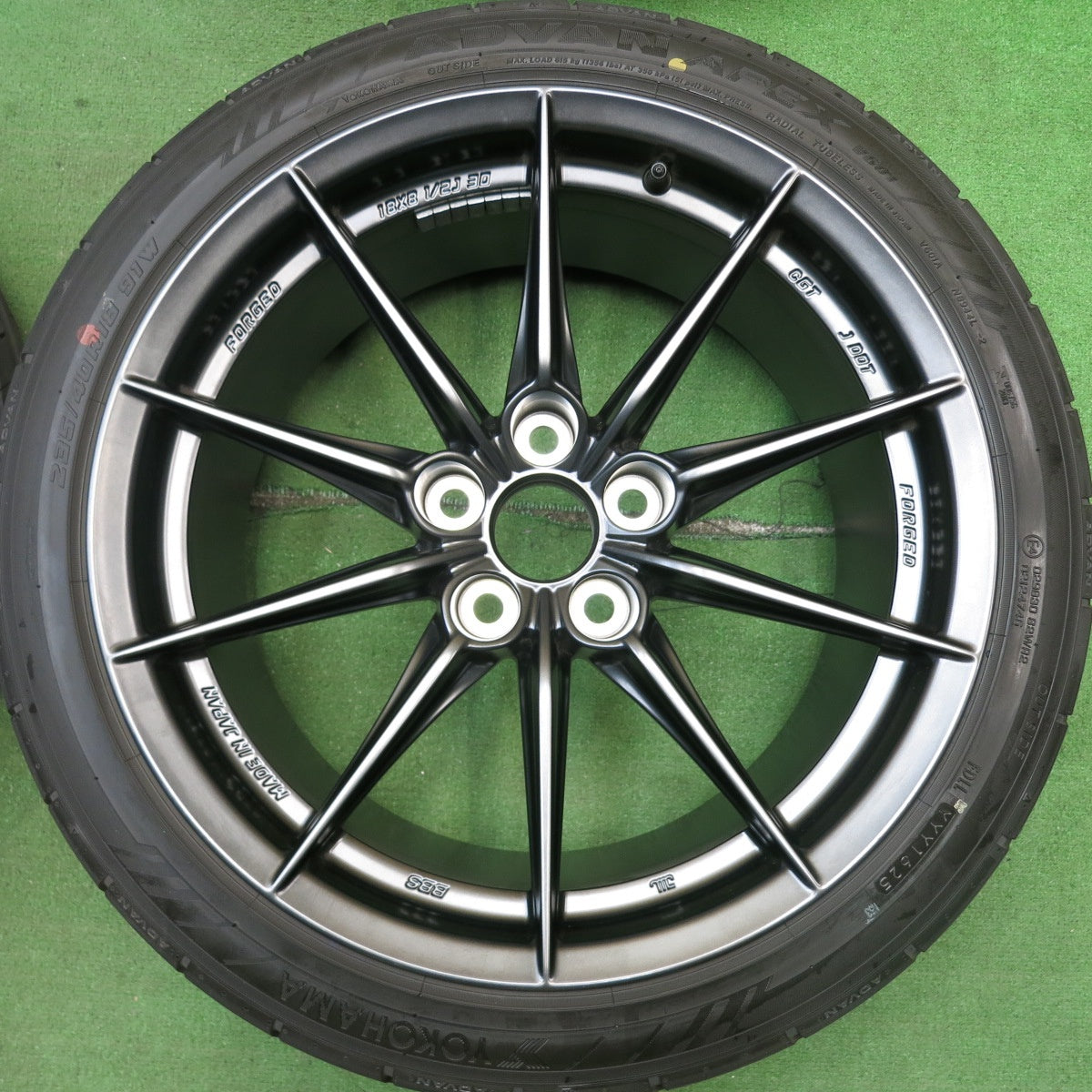 【希少】新車外し！25年★トヨタ GR カローラ 純正 BBS 鍛造 235/40R18 ヨコハマ アドバン APEX V601 18インチ PCD114.3/5H★5070503HAノ