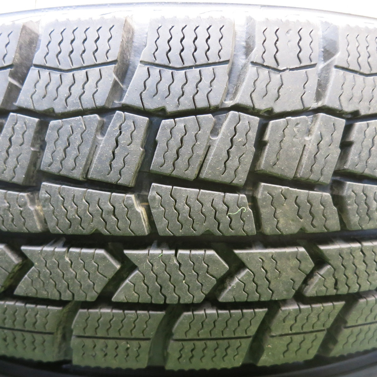 バリ溝！24年！9.5分★スタッドレス 155/65R14 ダンロップ ウインターマックス WM02 TOPY スチール ホイール 14インチ PCD100/4H★6041906HAス