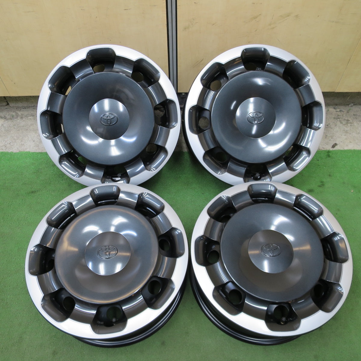 新車外し★トヨタ 10系 シエンタ Zグレード 純正 スチール ホイール 15インチ 15×5.5J PCD100/5H★6061203NGホ