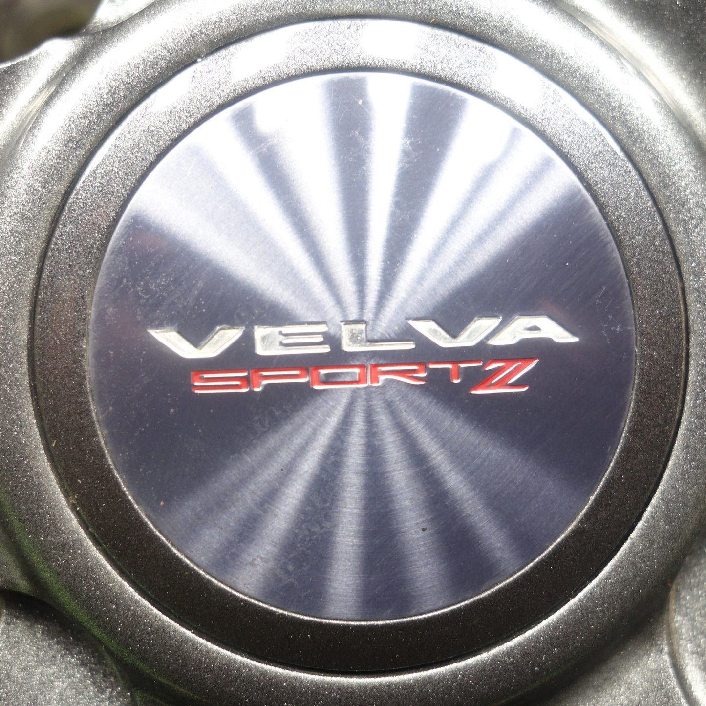バリ溝！キレイ！9.5分★スタッドレス 215/65R16 ヨコハマ アイスガード iG70 VELVA SPORTZ ヴェルヴァ 16インチ PCD114.3/5H★6011605KTス