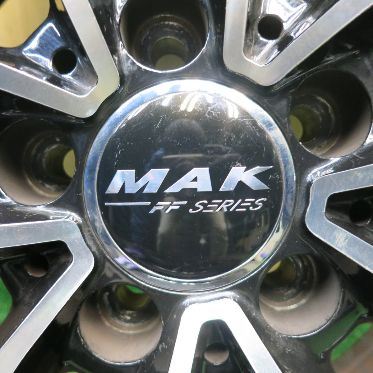 4本価格★ベンツ 等 MAK BREMEN FF SERIES 235/60R18 スタッドレス ブリヂストン ブリザック DM-V3 ブレーメン 18インチ PCD112/5H★6011111HAス
