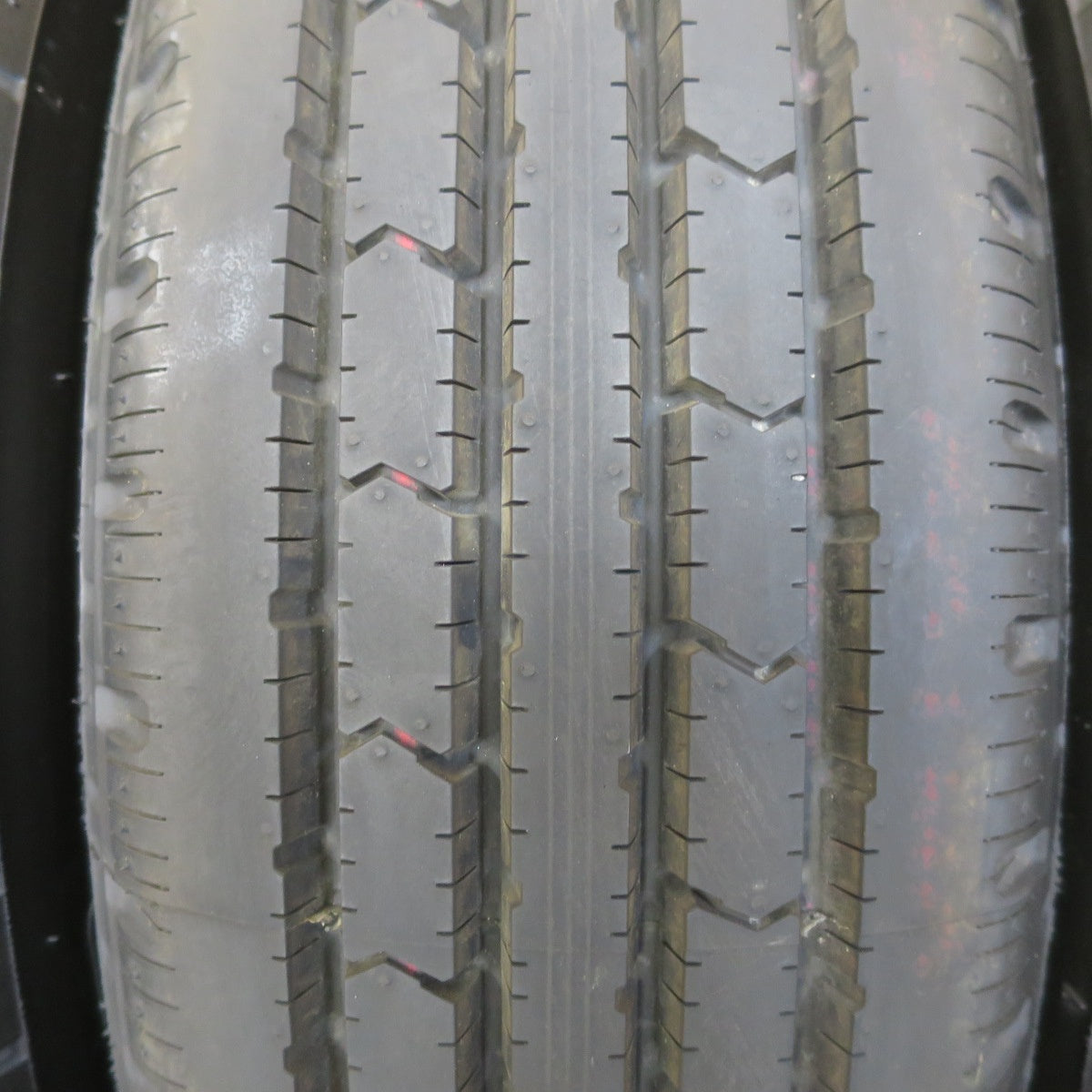 新車外し！26年！6本★トラック タイヤ 215/70R17.5 118/116N ブリヂストン R202 17.5インチ★6070207イノタ