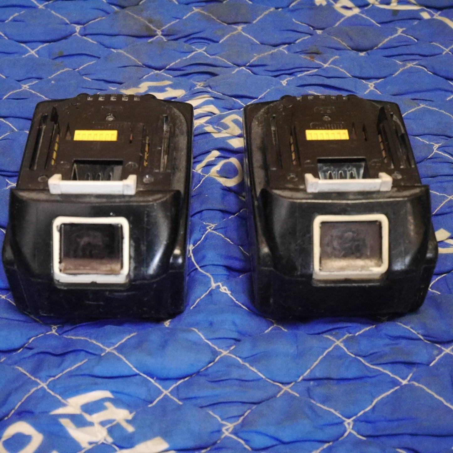 [送料無料] バッテリー2個☆マキタ 充電式インパクトドライバ TD171DGXAR 18V BL1860B 6.0Ah 急速 充電器 DC18RF オーセンティック レッド 電動 工具 makita☆