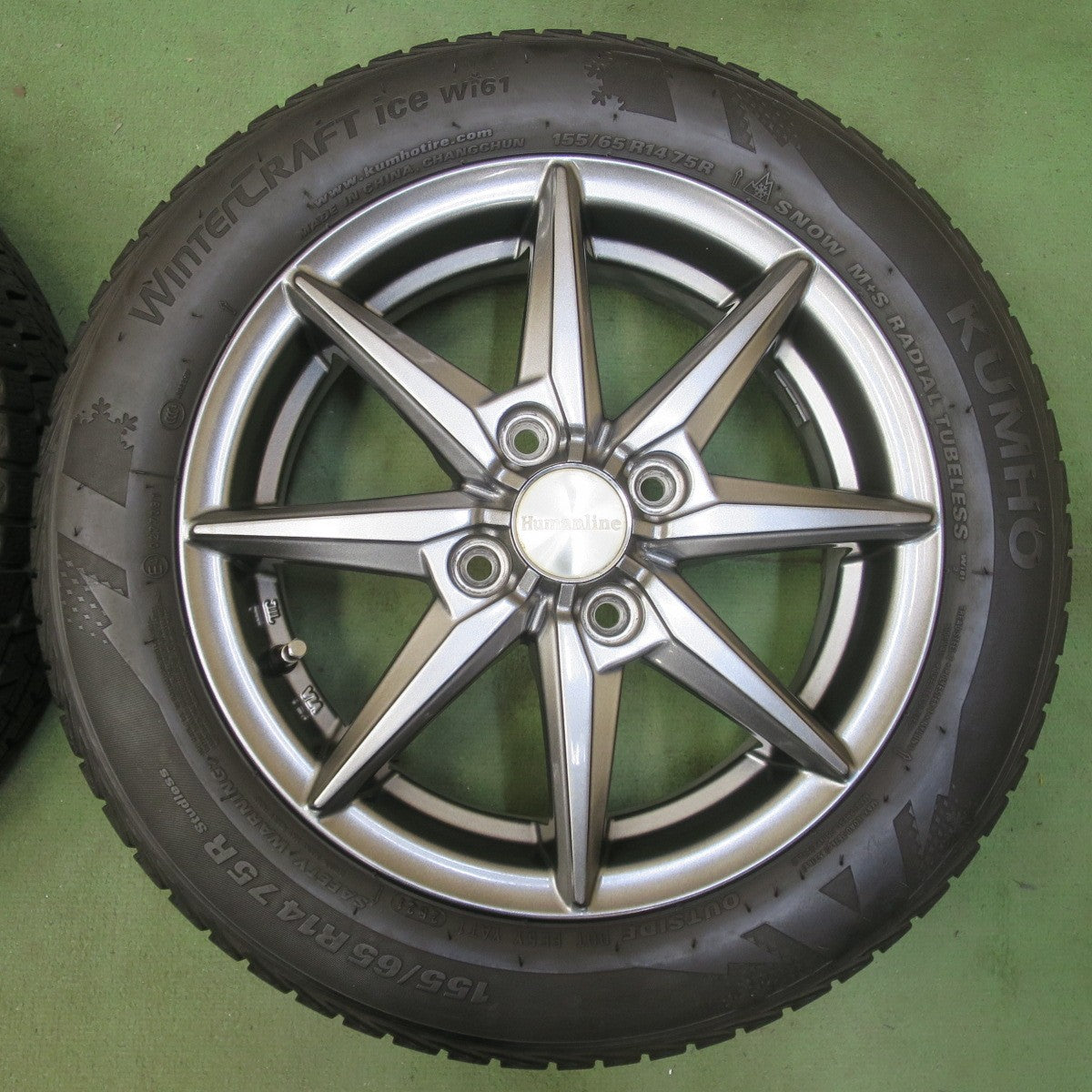 キレイ★スタッドレス 155/65R14 クムホ WinterCRAFT ice wi61 Humanline ヒューマンライン 14インチ PCD100/4H★6053012イス