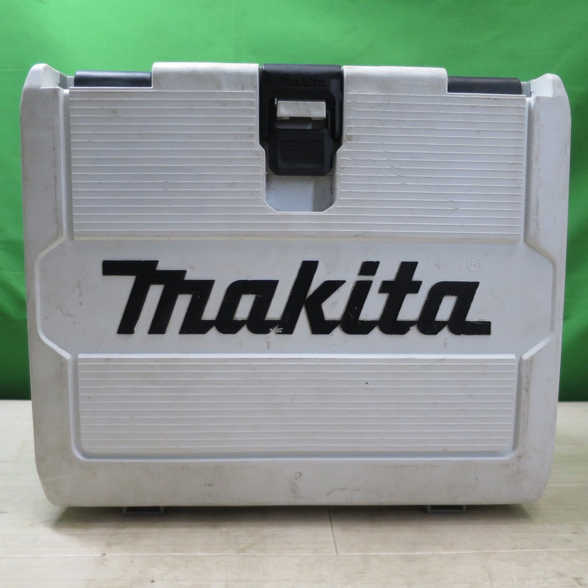 [送料無料] バッテリー2個☆マキタ 充電式 インパクトドライバ MTD002D X1 電動 工具 バッテリー BL1815G コードレス 18V 充電器 DC18SG U makita☆