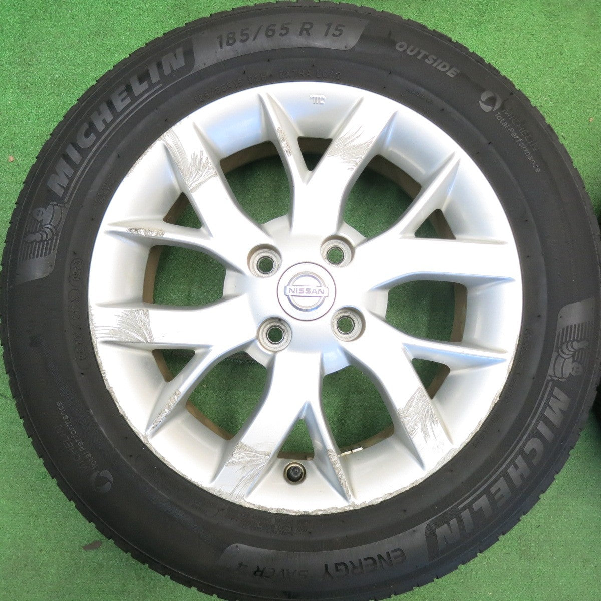バリ溝！23年！8.5分★日産 ノート e-power 純正 185/65R15 ミシュラン エナジーセイバー4 15インチ PCD100/4H★6041104HAノ
