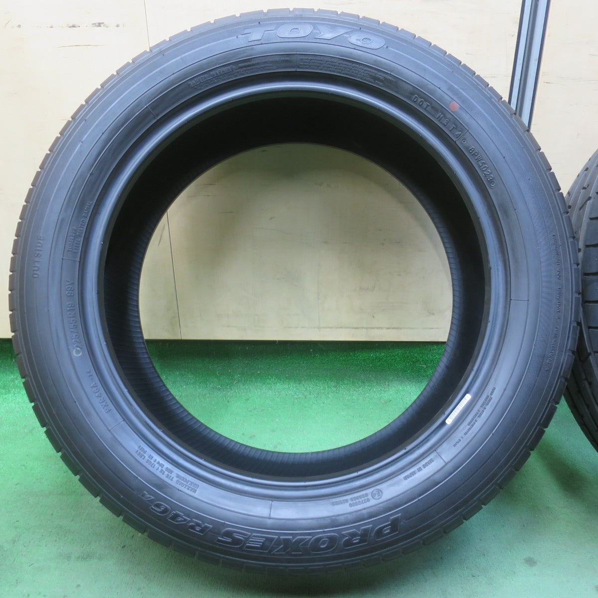 新車外し！23年★225/55R19 トーヨー プロクセス R46A タイヤ 19インチ ハリアー 40系 アルファード ヴェルファイア CX-5 CX-8 等★6011506イノタ