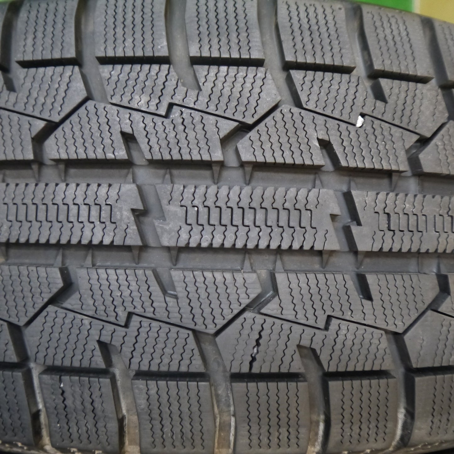 バリ溝！22年！9.5分以上★トヨタ MIRAI ミライ 純正 215/55R17 スタッドレス トーヨー オブザーブ ガリット GIZ 17インチ PCD114.3/5H★6010904Hス