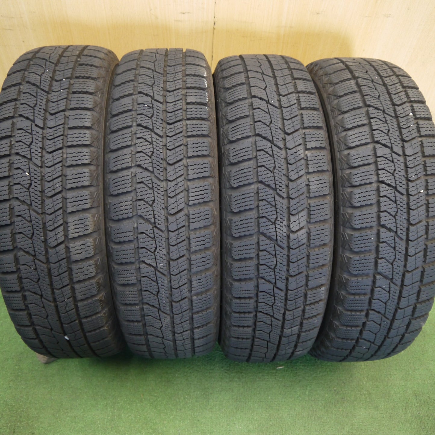 バリ溝！23年！9.5分◎スタッドレス 155/65R13 トーヨー オブザーブ GIZ2 REVERLINE リバーライン 13インチ PCD100/4H◎6072702Hス