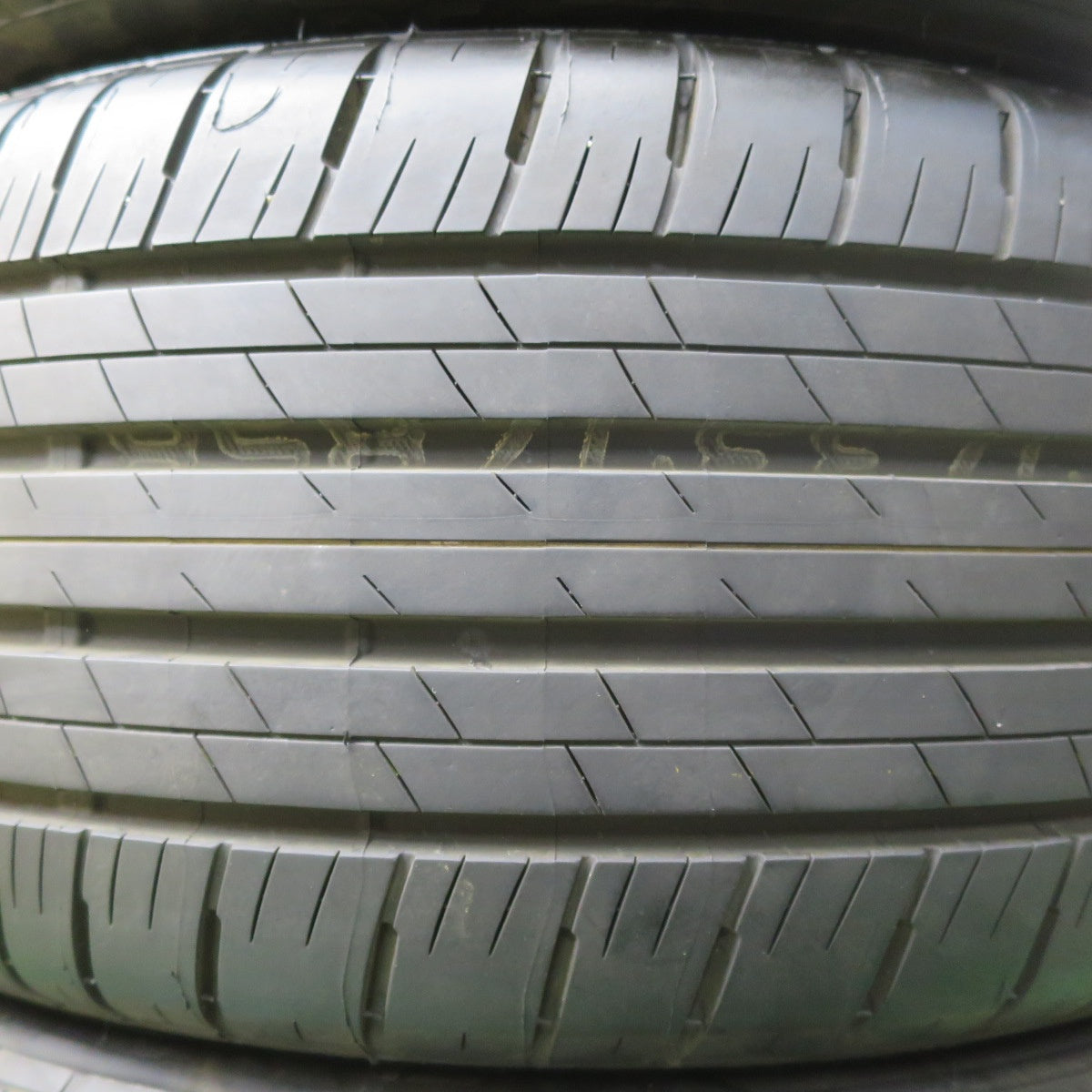 [送料無料] 新車外し！24年★225/50R18 ブリヂストン アレンザ H/L33 タイヤ 18インチ カローラクロス C-HR エスティマ オデッセイ 等★5022414イノタ