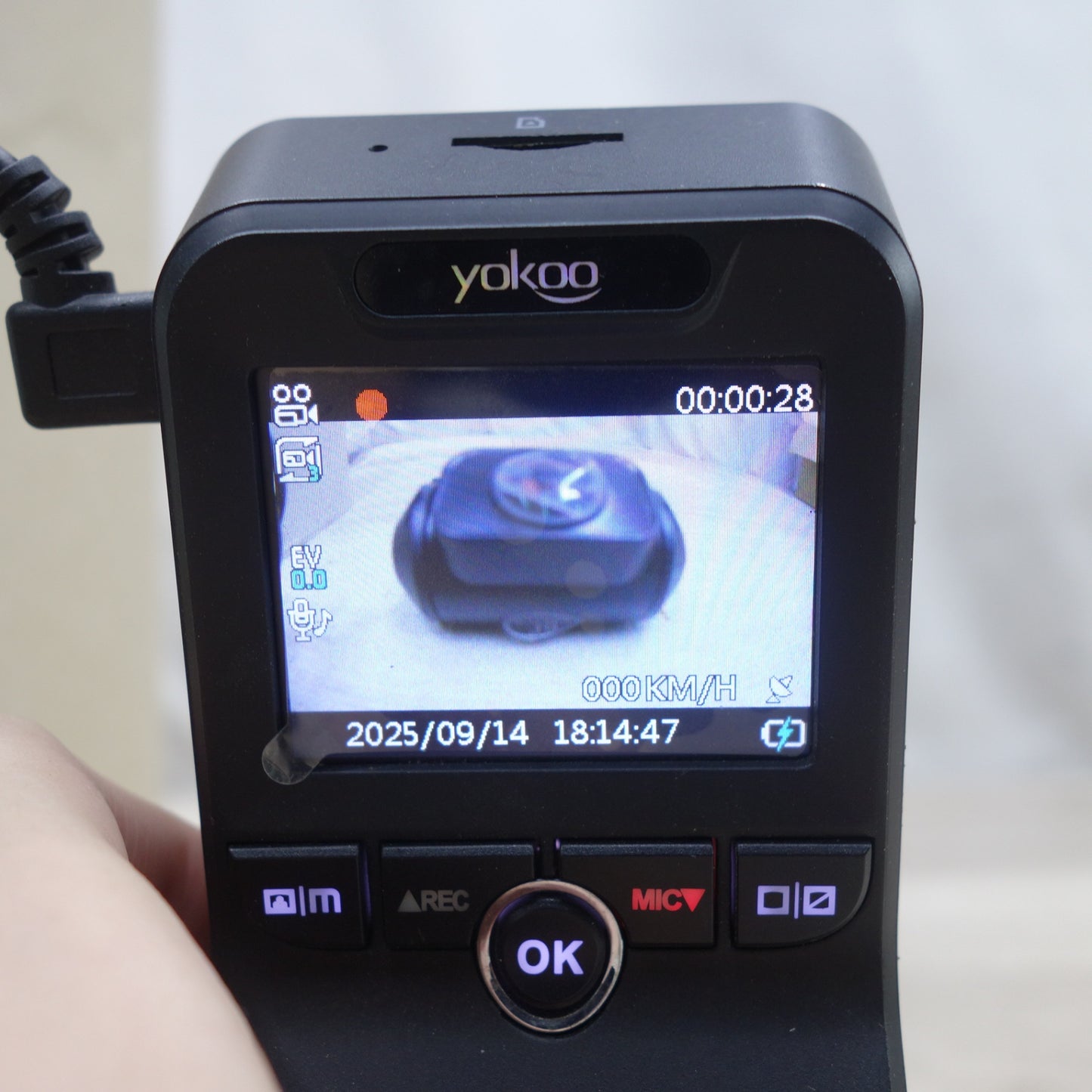 [送料無料] 付属品付き◆Yokoo 前後 カメラ ドライブレコーダー HDR FULL HD 1080P hdu 1080 ドラレコ◆