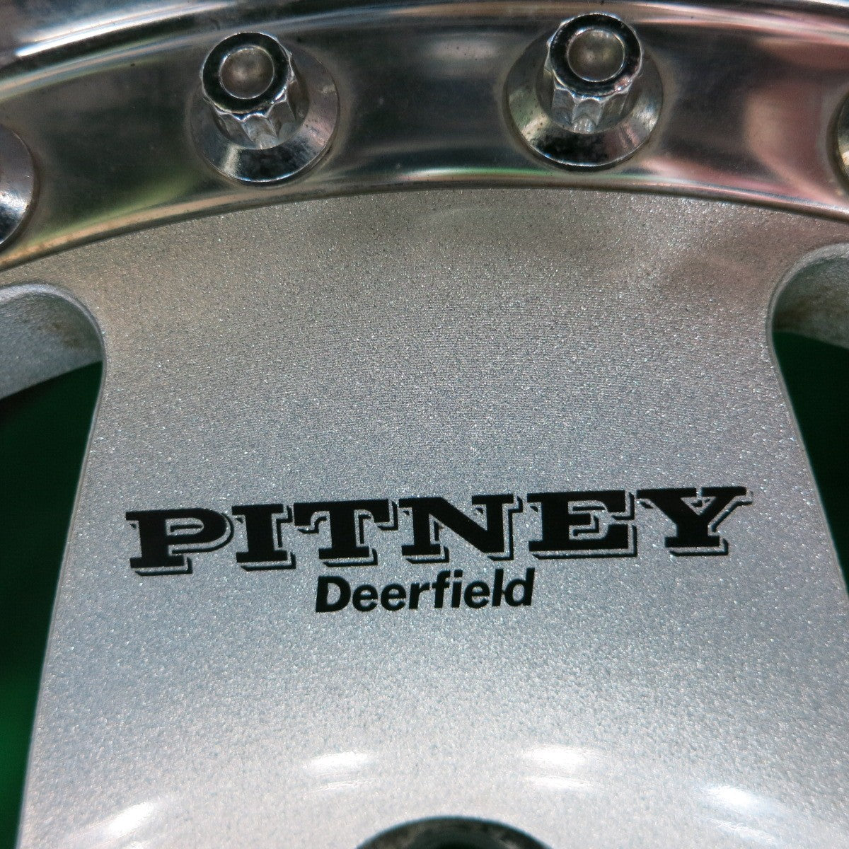 *送料無料* バリ溝！キレイ！9分★WORK PITNEY Deerfield 33×12.50R15 BFグッドリッチ Mud-Terrain T/A KM2 ホワイトレター ワーク PCD139.7/6H★4051701ナノ