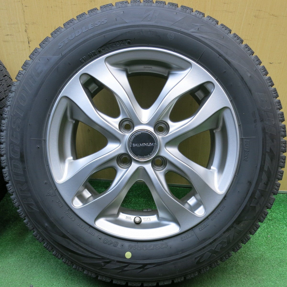 4本価格★スタッドレス 175/70R14 ブリヂストン ブリザック VRX2 BALMINUM DS-M バルミナ 14インチ PCD100/4H★6032802HAス
