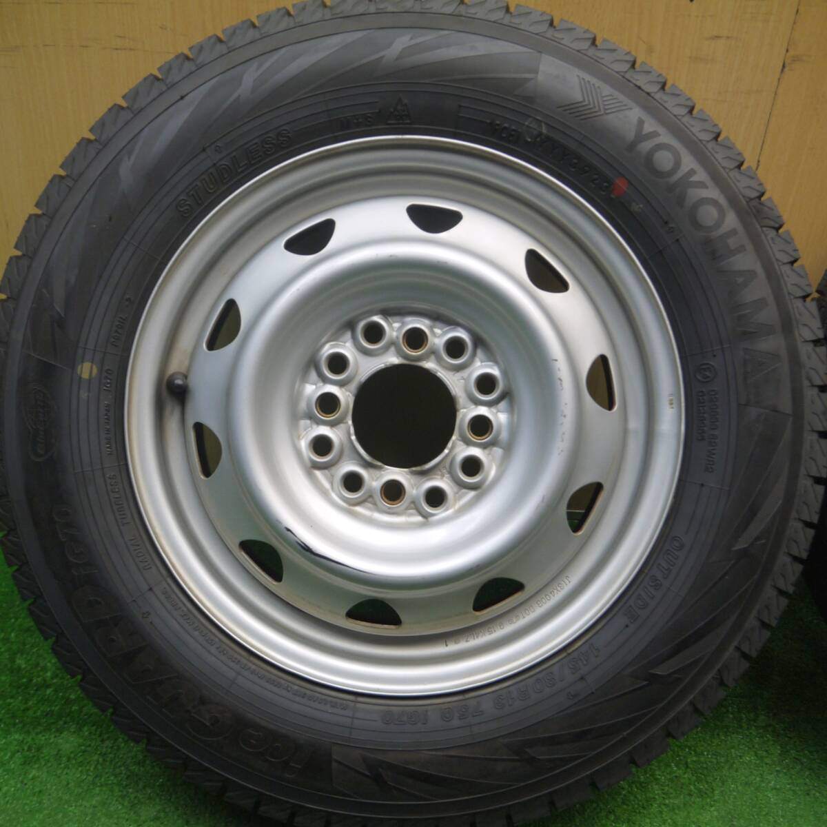 超バリ溝！23年！キレイ！ほぼ10分★スタッドレス 145/80R13 ヨコハマ アイスガード iG70 スチール ホイール 13インチ PCD100 110 114.3/4H マルチ★4122301Hス