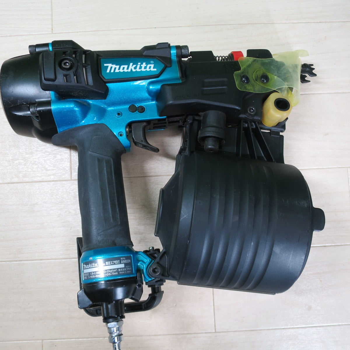 [送料無料] キレイ☆マキタ 90mm 高圧 エア 釘打 機 AN933H エアー ツール 工具 釘打ち機 Makita☆