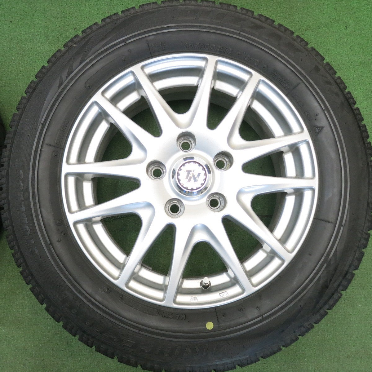 キレイ◎スタッドレス 195/65R15 ブリヂストン ブリザック VRX 社外 アルミ 15インチ PCD114.3/5H◎6071202HAス