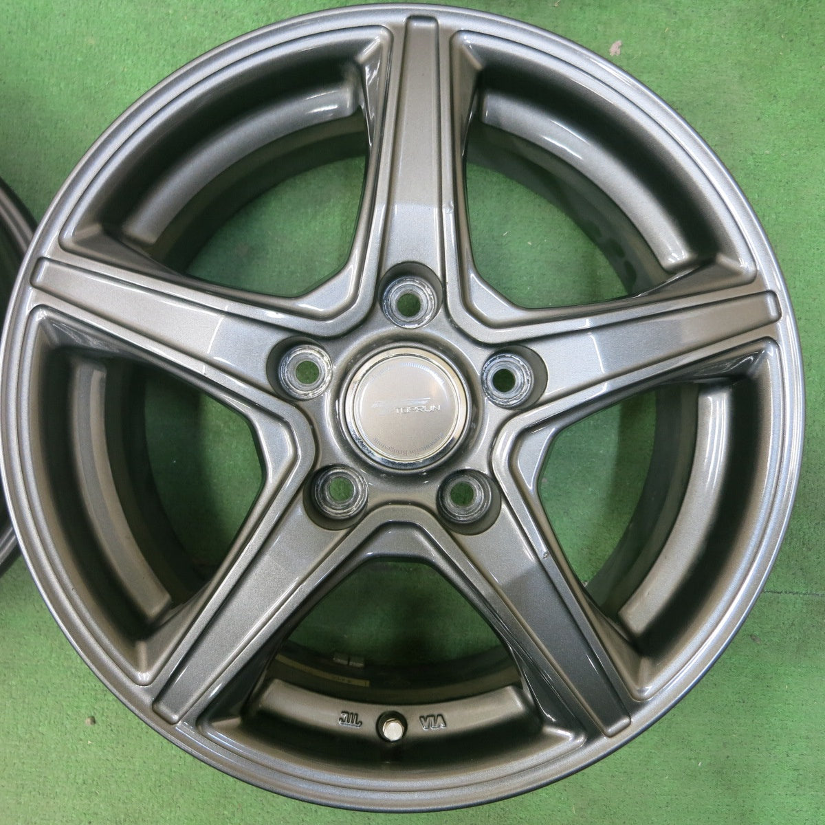 [送料無料] 4本価格★TOPRUN トップラン 15インチ ホイール 15×6J PCD114.3/5H★4103104SYホ