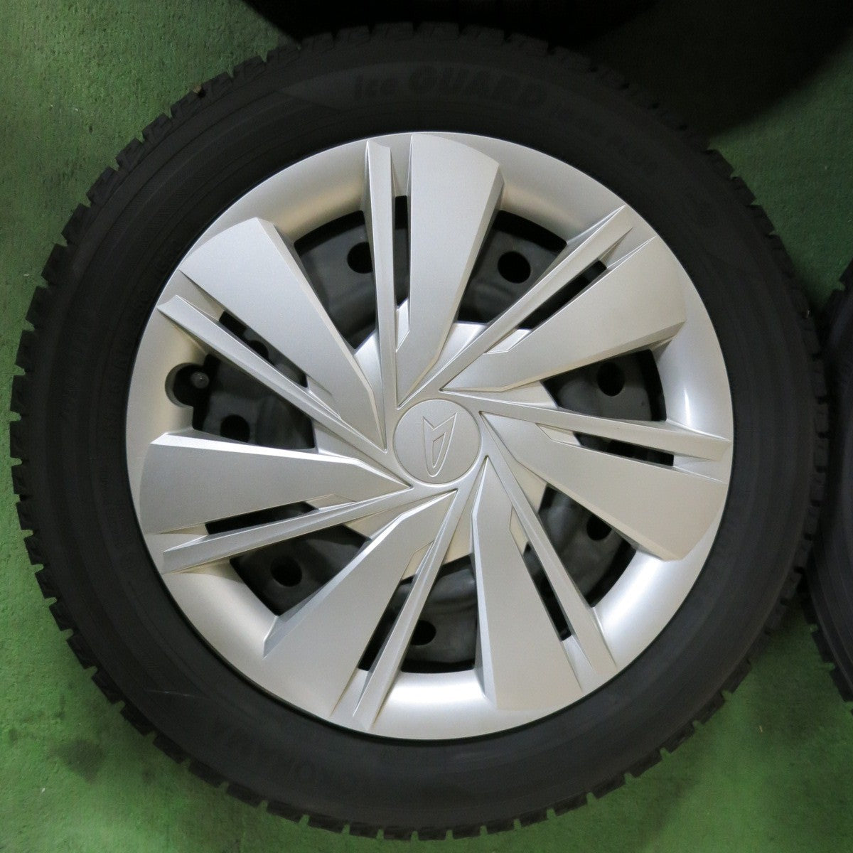 [送料無料] 超バリ溝！キレイ！ほぼ10分★ダイハツ ミライース 純正 スチール 155/65R14 スタッドレス ヨコハマ アイスガード iG50 プラス 14インチ PCD100/4H★5022807SYス