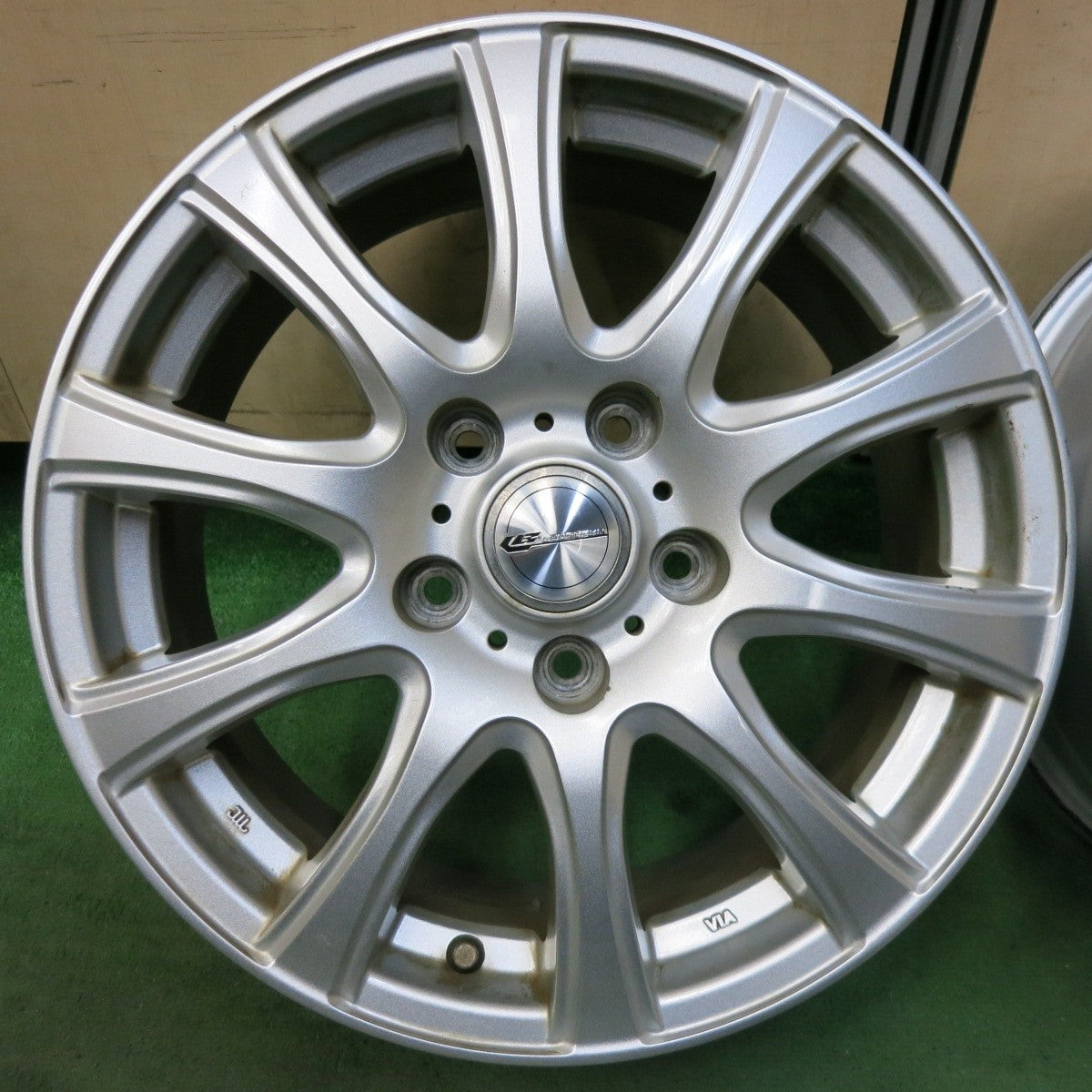 4本価格★LAUFBAHN weds 16インチ ホイール ラウフバーン ウェッズ 16×6.5J PCD114.3/5H★5032504SYホ