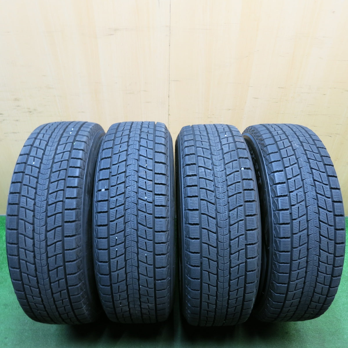バリ溝！キレイ！9.5分★BMW 等 IRVINE 225/65R17 スタッドレス ダンロップ ウインターマックス SJ8 アーヴィン 17インチ PCD112/5H★5051205AKス