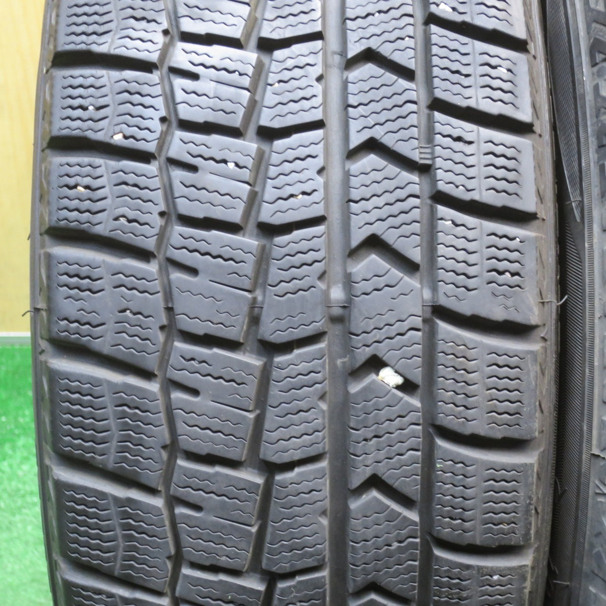 バリ溝！22年！キレイ！9.5分★スタッドレス 185/60R15 ダンロップ ウインターマックス WM02 VELVA KEVIN ヴェルヴァ ケヴィン 15インチ PCD100/4H★6052905NJス