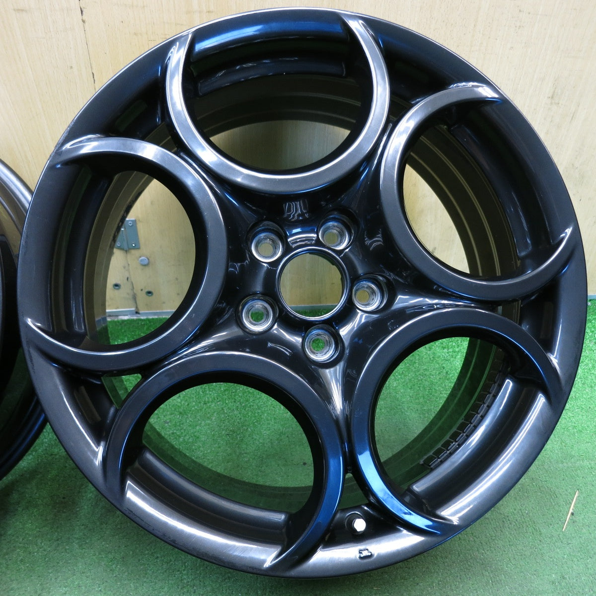4本価格◎アルファロメオ ジュリエッタ 純正 ホイール 18インチ 18×7.5J PCD110/5H◎6080401KKホ