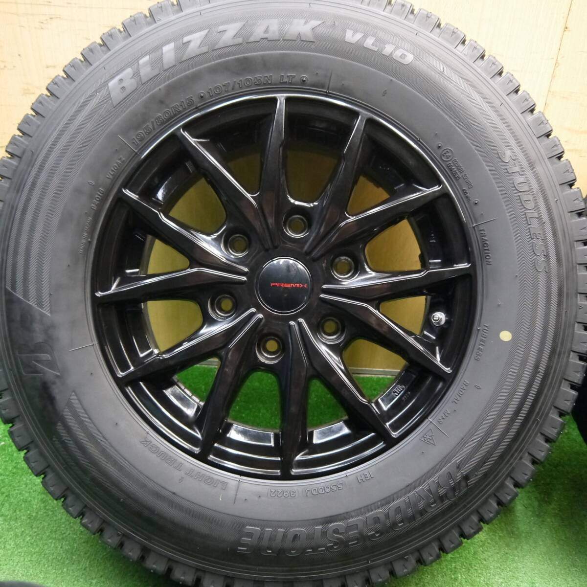 バリ溝！22年！キレイ！9.5分★LEHRMEISTER PREMIX HC2×6 195/80R15 スタッドレス ブリヂストン ブリザック VL10 レアマイスター プレミックス PCD139.7/6H★5032104Hス