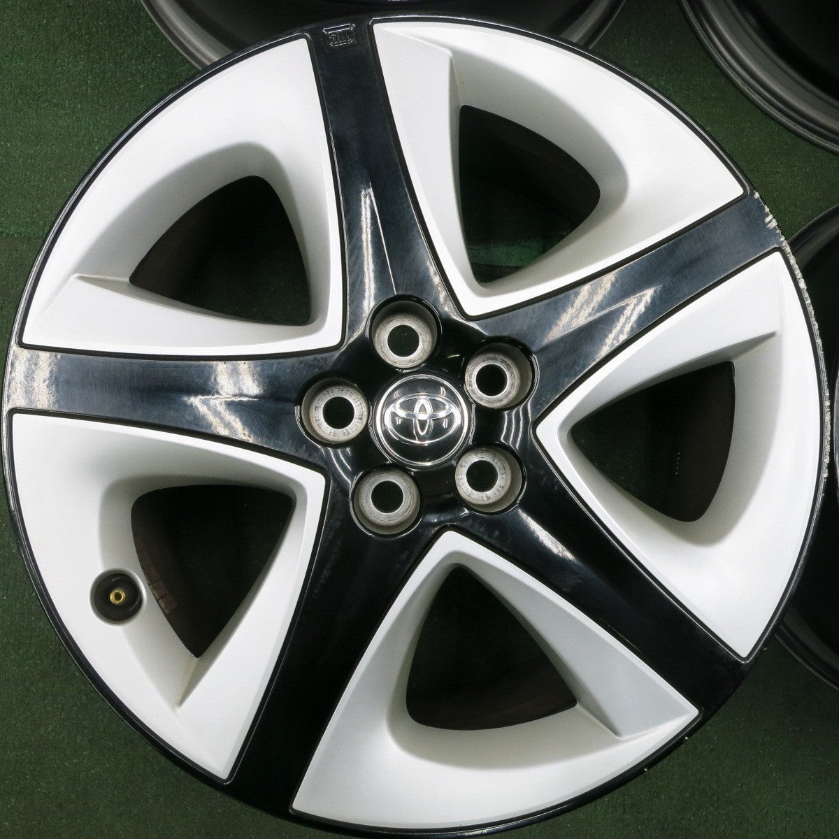 *送料無料* 4本価格★トヨタ 50系 プリウス ツーリング 純正 ホイール 17インチ 17×7J PCD100/5H★4060505HAホ
